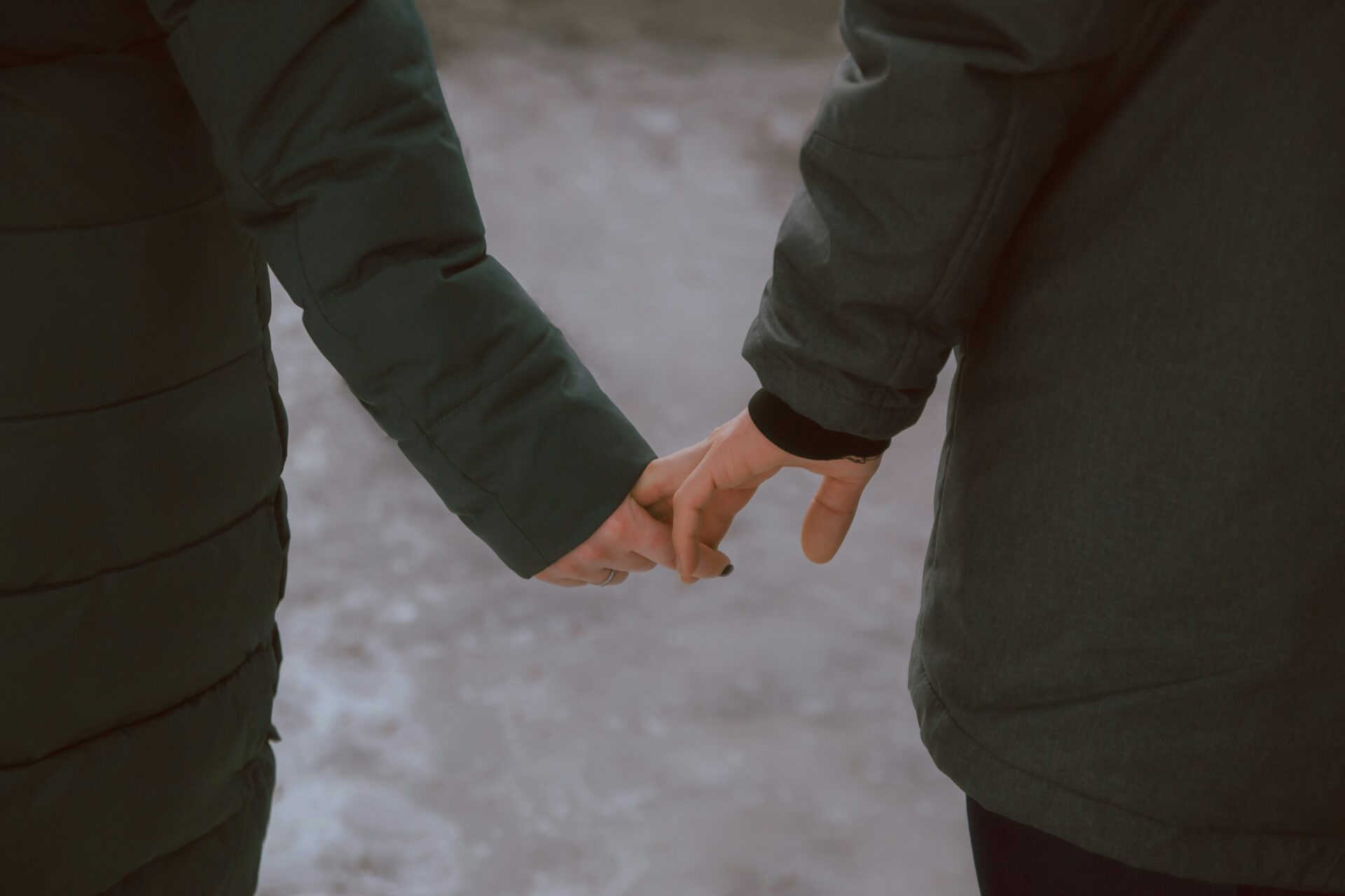 Bindungsangst und emotionale Distanziertheit – Wenn Nähe zur Herausfor­derung wird
